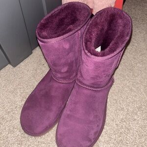 Women's Purple UGG